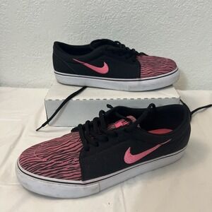 Nike Womens 8 Satire PRM Shoes Low Top Skateboarding Black Pink Zebra 599140 661